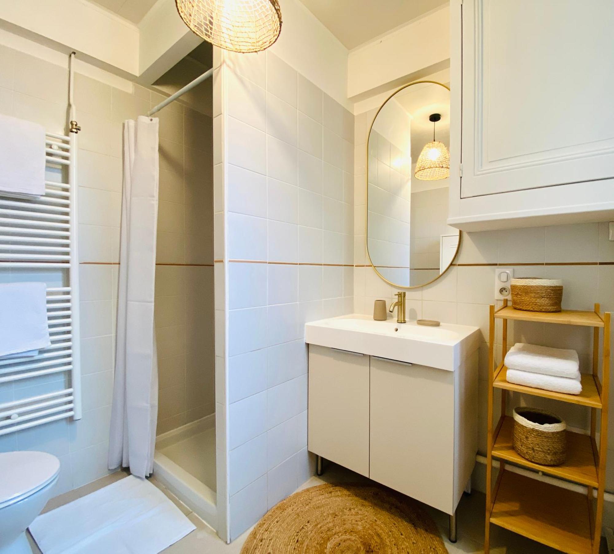 Le Subtil - Best Keys - Elegance & Confort - 2 Chambres Separees - Lit Queen Size - Smart Tv Netflix - Entre Gare & Centre Ville - A 1H De Paris - Wifi Fibre - Check-In Autonome Sens Exterior photo