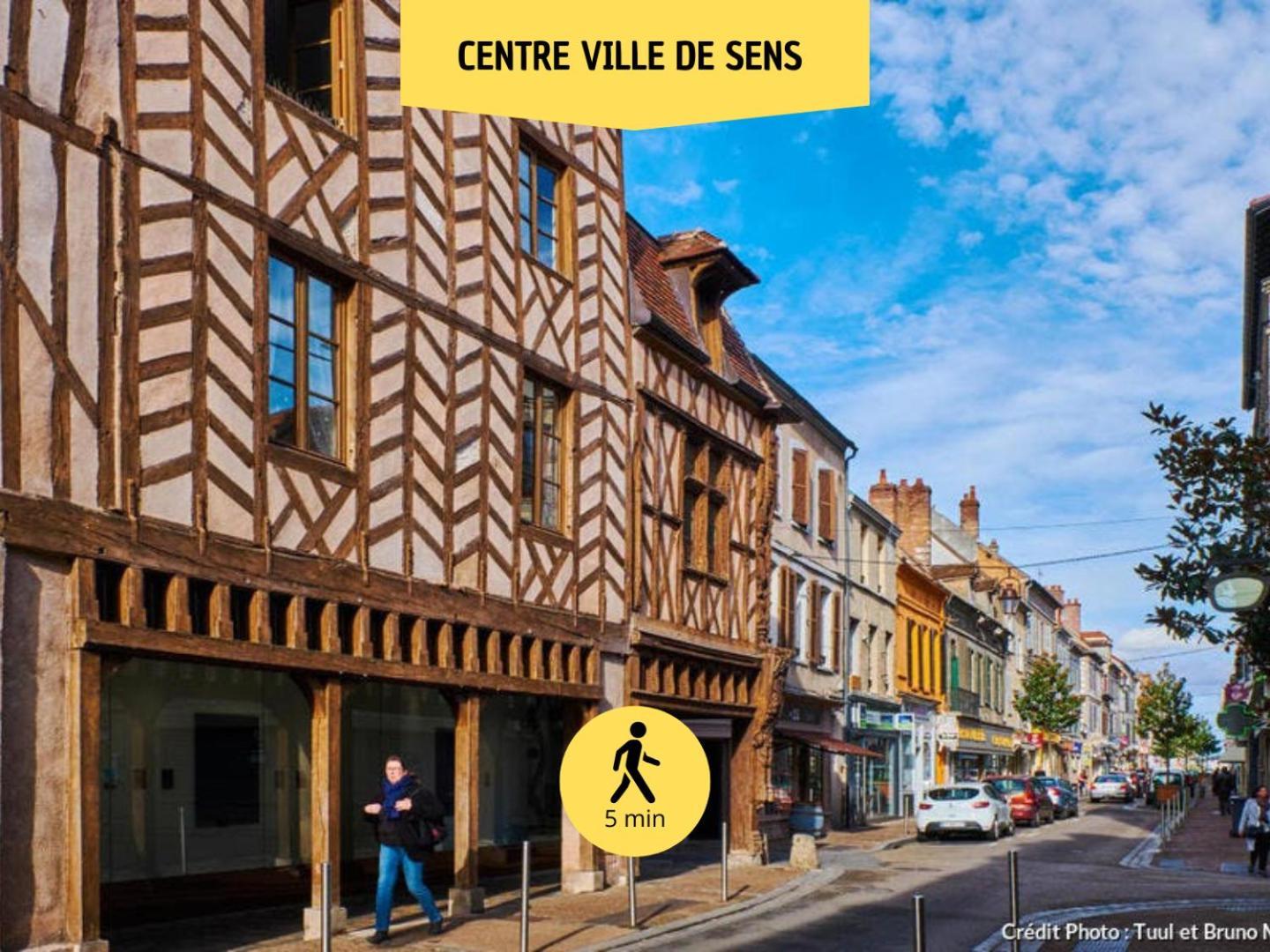 Le Subtil - Best Keys - Elegance & Confort - 2 Chambres Separees - Lit Queen Size - Smart Tv Netflix - Entre Gare & Centre Ville - A 1H De Paris - Wifi Fibre - Check-In Autonome Sens Exterior photo